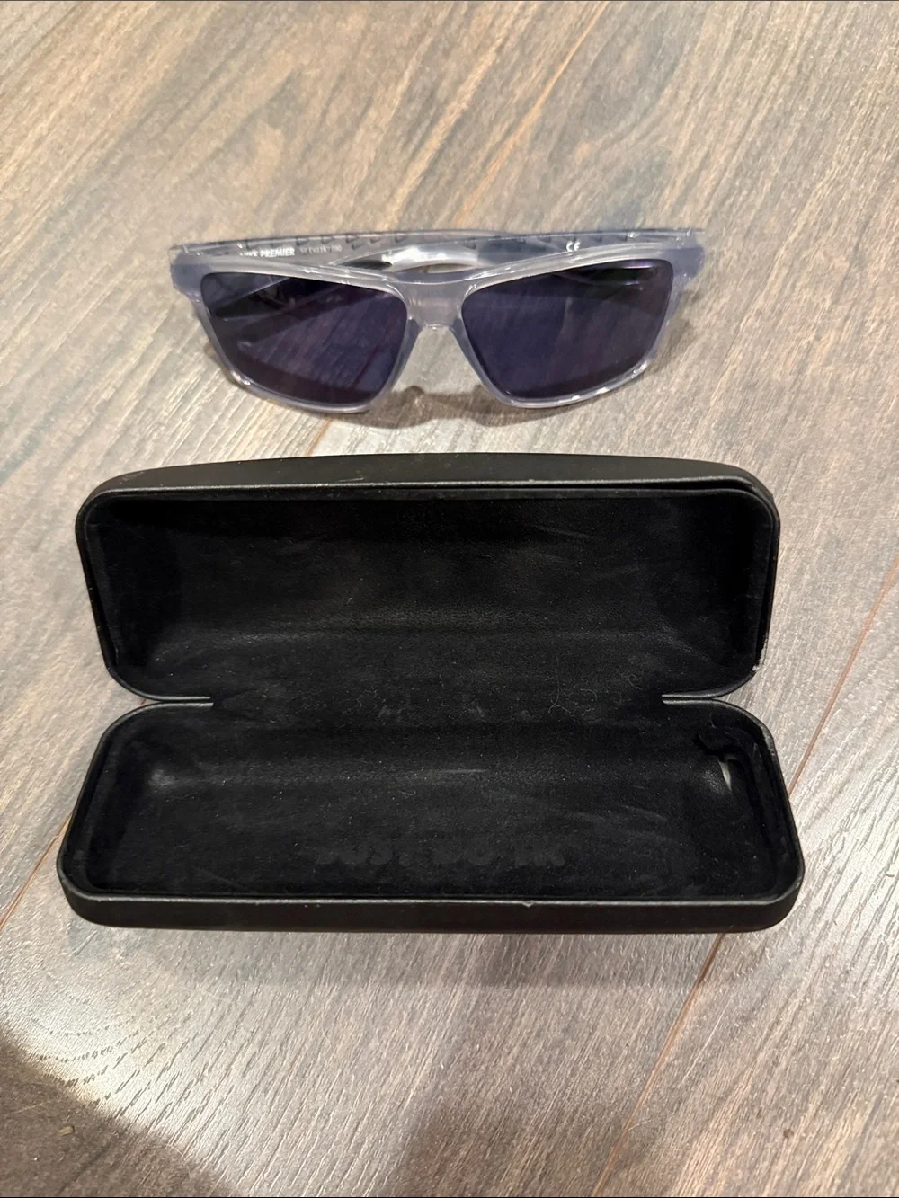 Nike premier sunglasses with case 8:4